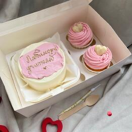 Happy_cakes_and_deserts