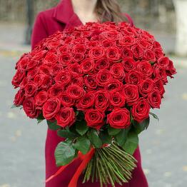 101 red rose with balloons