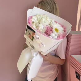 PIONFLO FLOWER SHOP