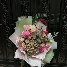Noosh Flowers