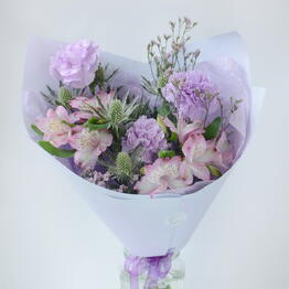 Mono_flowers_story