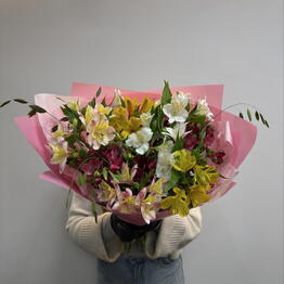 ЦВЕТЫ МАНЯТ flowers shop