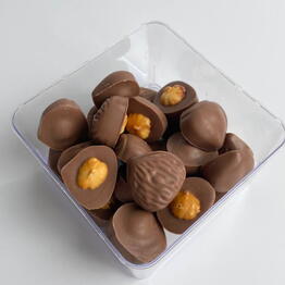 Elena Chocolatique