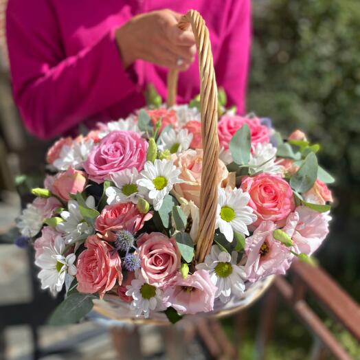Composición de Rosas, Crisantemos y Eustom
