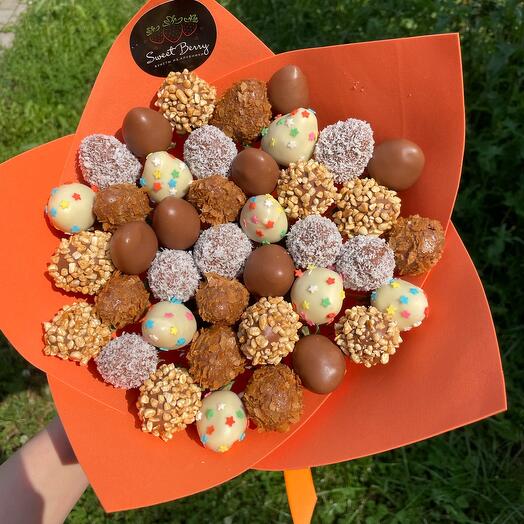 Сладкий букет из клубники в шоколаде 25/35 ягод
