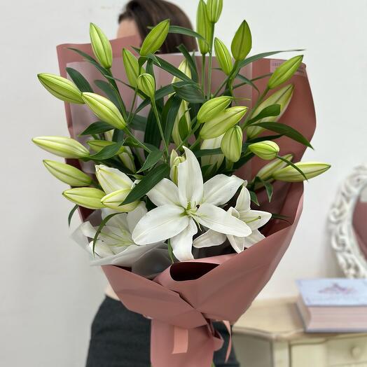 Bouquet of lilies