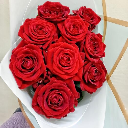 Букет из красных роз.. 9шт Супер цена