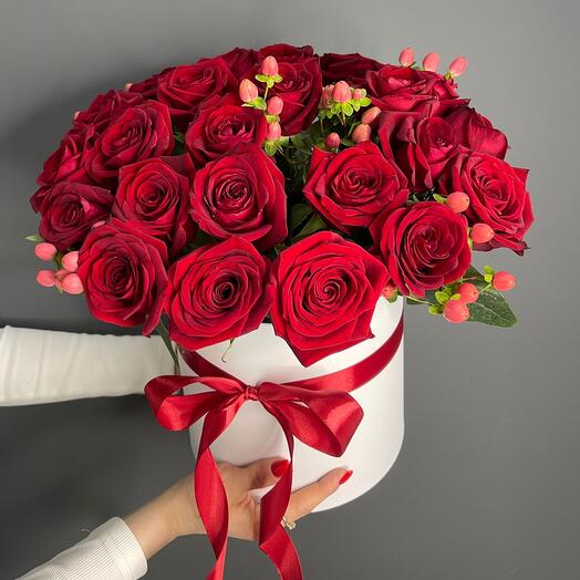 Цветы в коробке Mi Amor White