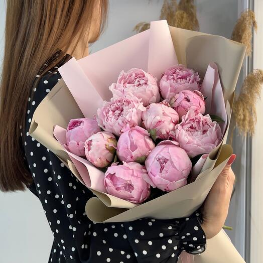 11 peonies
