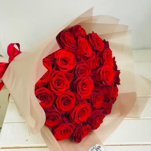 Букет «Алое счастье 25 роз»