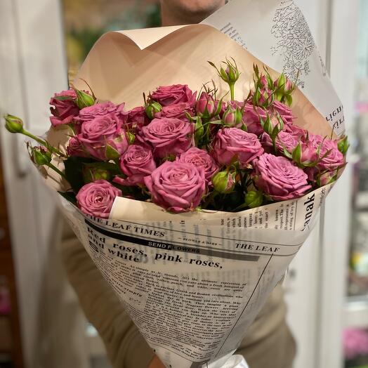 Ramo de rosas de peonía arbustiva