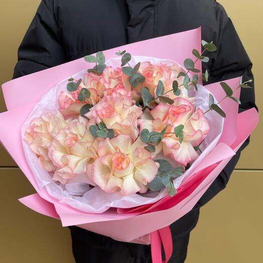 Розы с эвкалиптом🌸