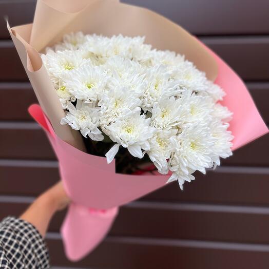 Белая хризантема