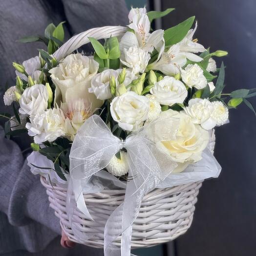 Cesta de flores de Tara