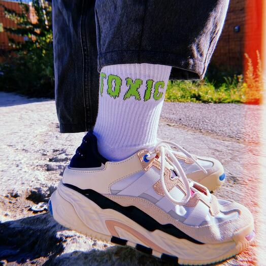 Носки белые Toxic
