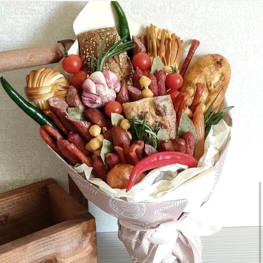 Men's bouquet of sausage and cheese for the holiday
