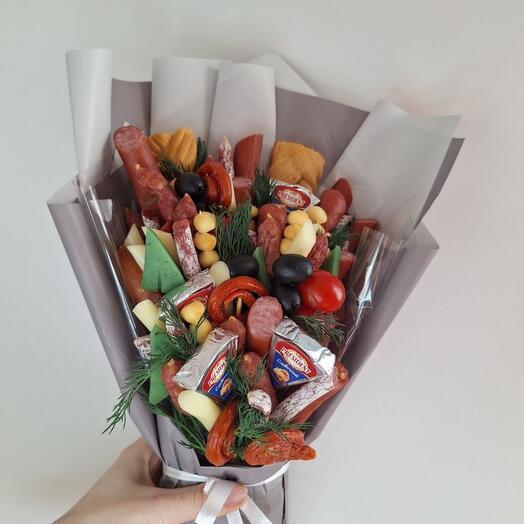 Мужской букет из закусок