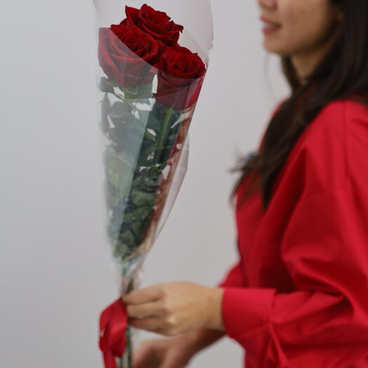 Комплимент метровые высокие розы