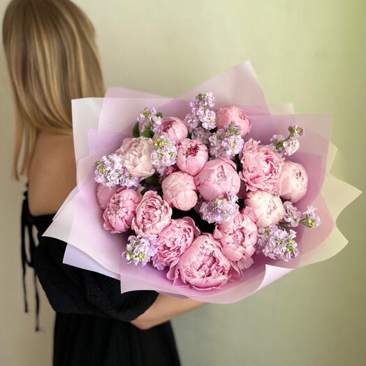 Ароматный букет с пионами и маттиолой, розовый, Сара Бернар, арт 64 Flower Perfect