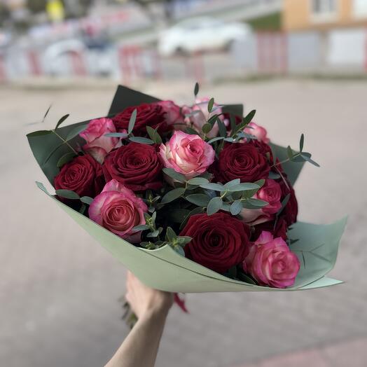 Bouquet of 19 varietal roses and eucalyptus
