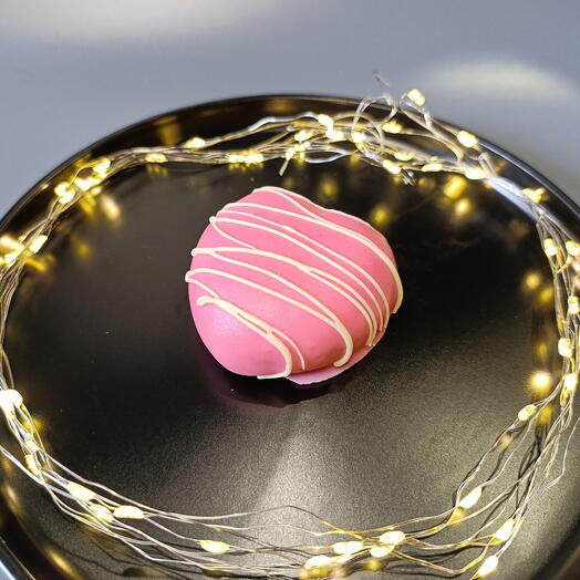 Пирожное картошка с ягодной начинкой