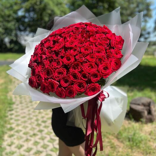 Букет из 101 розы в упаковке