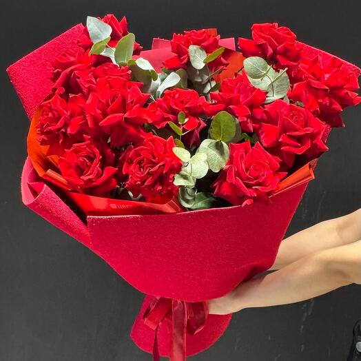Ramo de rosas "el poder del deseo" (rosa japonesa 15pcs)