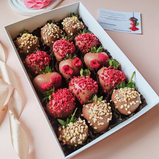 Набор клубники в шоколаде 15-20 шт