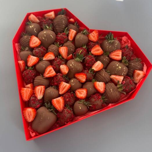 Клубника в шоколаде сердце XXL Клубничный рай