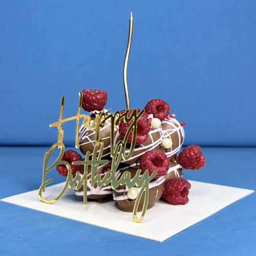 Торт из клубники в шоколаде малинка