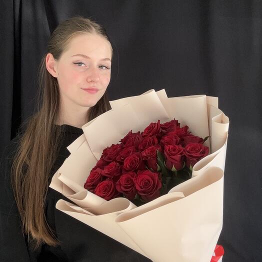 Моно букет из красных роз