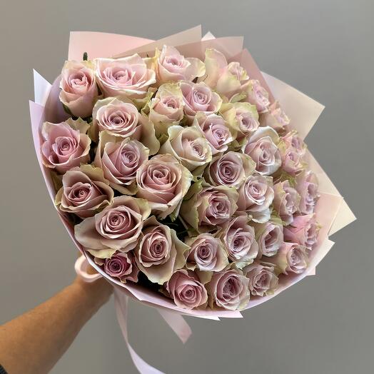 Букет из 35 розовых роз