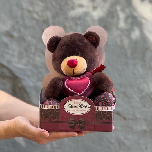 Мягкая игрушка "Медведь Choco с сердцем", 20 см