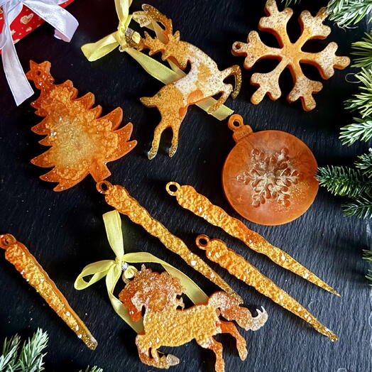 Игрушки из эпоксидной смолы «Янтарная зима»