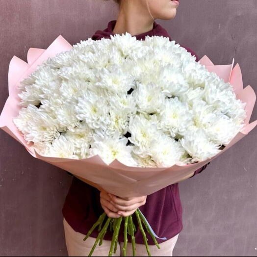 Большой букет из 17 хризантем