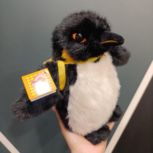 Пингвин с рюкзачком🐧
