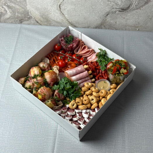 Бокс "Под крепкое"