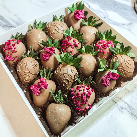 Клубника в шоколаде (16-20шт), подарок 🎁