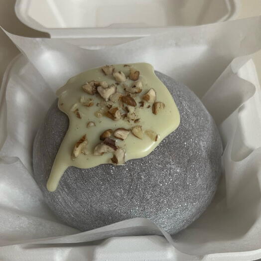 Моти бенто сникерс