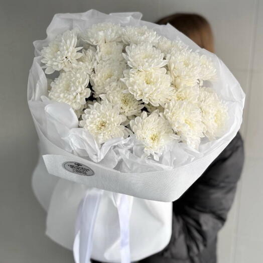 Bouquet of 5 white bush chrysanthemums