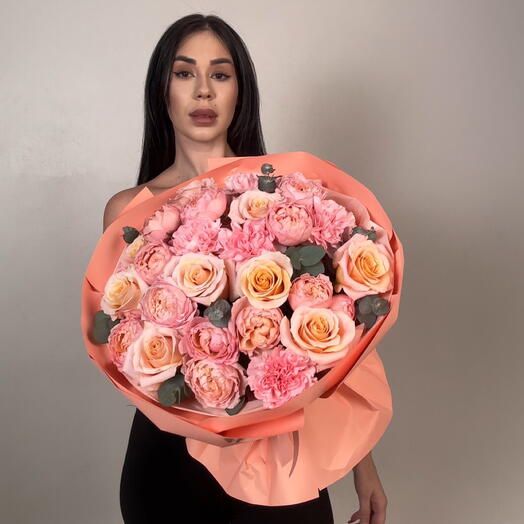 Обворожительная Джульетта с персиковой розой