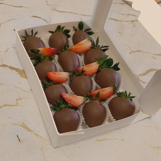 Клубника в шоколаде 12🍓