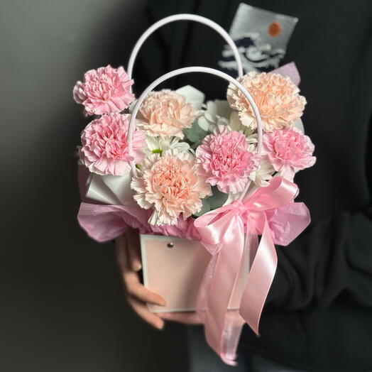 Сумочка с диантусами и ромашками 🌸