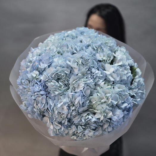 Пышный букет из 15 гортензий голубого цвета, размер L, от "Di_Flowerslab"