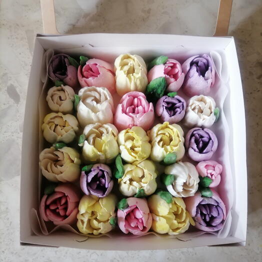 Marshmallow tulips in a square box