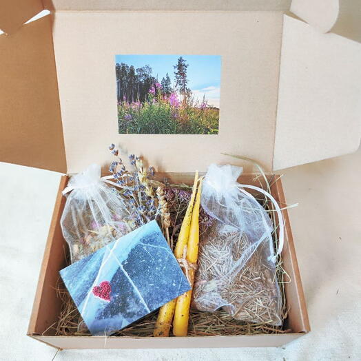 Бокс подарочный к 8 марта «нежность и перезагрузка»