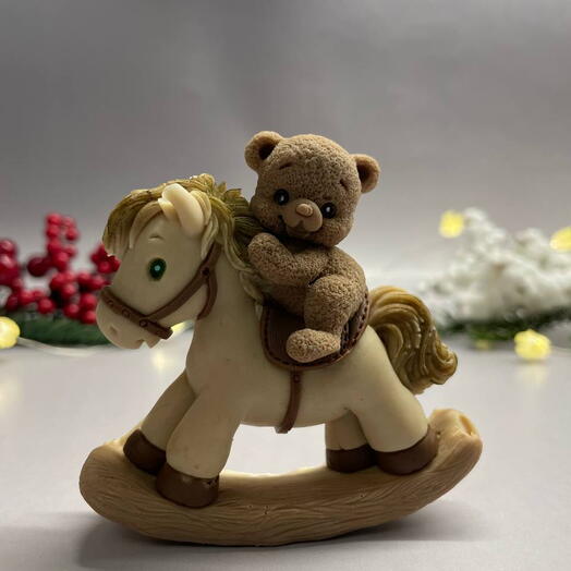 Мишка на лошади