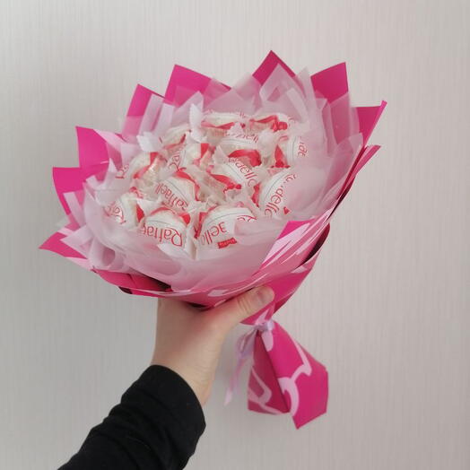 Мини букет из конфет «Raffaello»