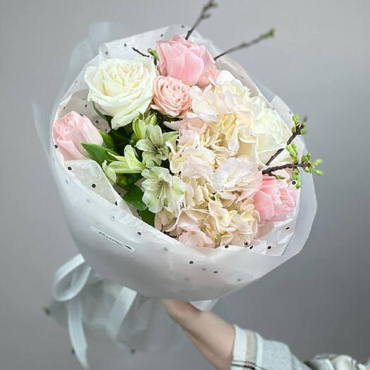 Сборный букет с тюльпаном Dreamer