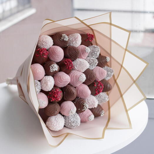 Pastel Dreams: Deluxe Belgian Chocolate   Coconut Strawberry Bouquet